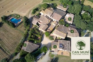 🌿 Una finca, moltes possibilitats.

6 cases independents, 1 espai polivalent, 1 piscina, 1 capella i 200 hectàrees d’entorn agrícola preservat.

Tot forma part d’una mateixa finca, però cada casa manté la seva pròpia independència, creant un espai versàtil per gaudir de l’Empordà de diferents maneres.

Un lloc on la natura, la tranquil·litat i la història de la finca formen part de l’experiència.

#CanMuni #Empordà #turismerural #natura #CostaBrava
-
🌿 Una finca, muchas posibilidades.

6 casas independientes, 1 espacio polivalente, 1 piscina, 1 capilla y 200 hectáreas de entorno agrícola preservado.

Todo forma parte de una misma finca, pero cada casa mantiene su propia independencia, creando un espacio versátil para disfrutar del Empordà de diferentes maneras.

Un lugar donde la naturaleza, la tranquilidad y la historia de la finca forman parte de la experiencia.

#turismorural #naturaleza 
-
🌿 One estate, many possibilities.

6 independent houses, 1 multipurpose space, 1 swimming pool, 1 chapel and 200 hectares of preserved agricultural surroundings.

Everything is part of the same estate, while each house maintains its own independence, creating a versatile space to enjoy the Empordà in different ways.

A place where nature, tranquillity and the history of the estate are all part of the experience.

#Emporda #ruraltourism #nature