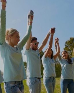 🤝 Teambuildings en Can Muní: un espacio para conectar equipos

Organiza una experiencia de empresa en un entorno natural, con alojamiento en 6 casas, 21 habitaciones y capacidad para hasta 54 personas.

Disponemos de un antiguo pajar rehabilitado, con paredes de piedra y techos de 6 metros de altura, ideal para reuniones y actividades en grupo.

🌿 Te acompañamos durante toda la estancia:

- Asesoramiento en actividades de teambuilding.
- Contacto con proveedores locales de confianza, catering y otros servicios.
- Recepción de mercancías antes de vuestra llegada.
- Pan y bollería fresca para el desayuno.
- Recomendaciones locales y ayuda para organizar experiencias.
- Atención personalizada y solución ágil de imprevistos.
- Servicios adicionales de limpieza y recogida en la estación de tren de Camallera.

En Can Muní, te ayudamos a organizar cada detalle para que puedas centrarte en lo importante: tu equipo.

Si tienes preguntas escríbenos: hola@canmuni.com / +34623044949 (WhatsApp)

#CanMuni #teambuilding #eventoscorporativos #Empordà #empresas
-
🤝 Team building at Can Muní: a place for teams to connect

Organise a corporate experience in a natural setting, with accommodation across 6 houses, 21 bedrooms and capacity for up to 54 people.

We have a renovated old barn with stone walls and 6-metre-high ceilings, ideal for meetings and group activities.

🌿 We support you throughout your stay:

- Advice on team-building activities.
- Trusted local suppliers for catering and other services.
- Delivery and storage of goods before your arrival.
- Fresh bread and pastries for daily breakfast.
- Local recommendations and help organising experiences.
- Personalised support and prompt solutions to any unexpected issues.
- Additional cleaning services and pick-up from Camallera train station.

At Can Muní, we help you organise every detail so you can focus on what matters most: your team.

If you have any questions, get in touch with us: hola@canmuni.com / +34623044949 (WhatsApp)

#teambuilding #corporateevents #Emporda #business